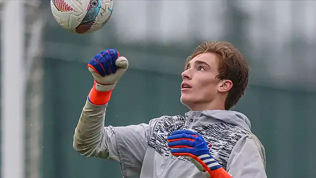 Trabzonsporlu kaleci, ameliyat edilecek