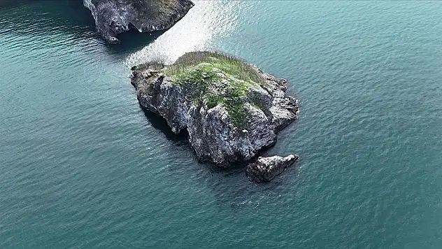 Hoynat Adası ziyaretçilerin uğrak noktası oldu