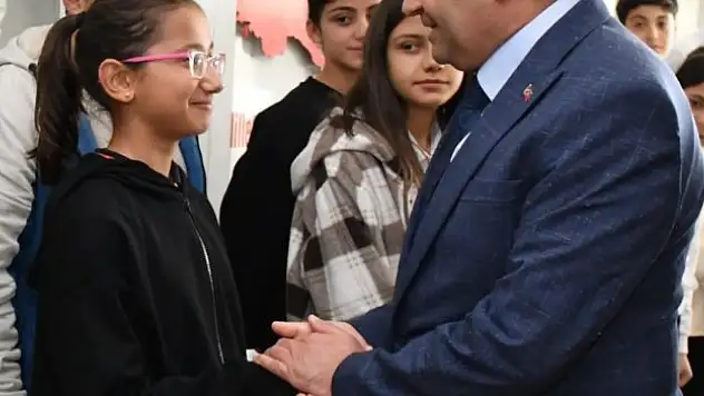 Okula gitmeyen öğrenci velisine her gün için 257 lira idari para cezası