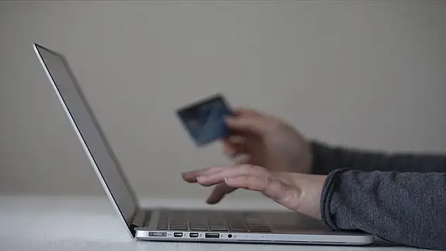 Tüketicilerin ayıplı ürün, online alışveriş ve abonelik şikayetleri yükselişte