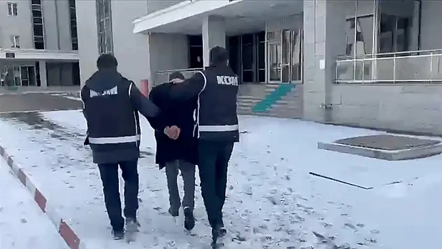 Suç örgütlerine yönelik operasyonlarda 79 şüpheli yakalandı