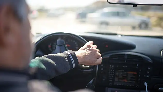 Kalp krizi direksiyonda yakaladı