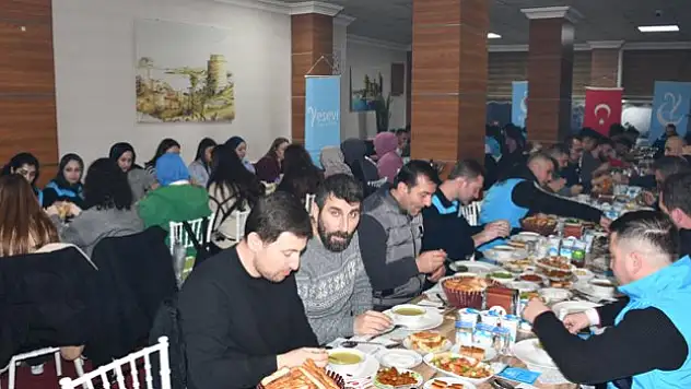 Öğrencilere iftar programı