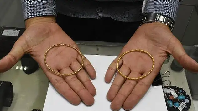 Sahte altın satmaya çalışan 3 zanlı yakalandı