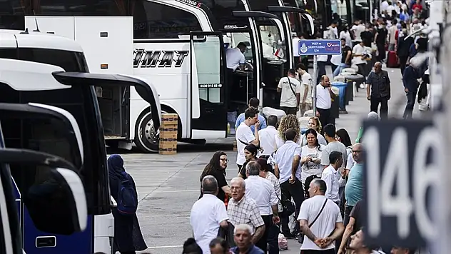 3,5 milyon kişinin otobüslerle seyahat etmesi bekleniyor