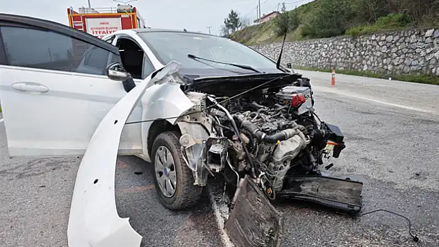 HURDAYA GÖNEN OTOMOBİLDEN YARA ALMADAN KURTULDU