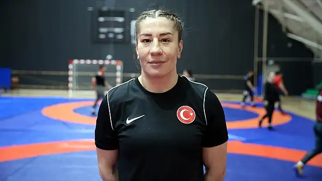 Milli güreşçi Yasemin Adar Yiğit, 8. Avrupa şampiyonluğunu  kazanmak istiyor
