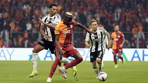 Galatasaray hücum, Beşiktaş savunmasıyla ön planda