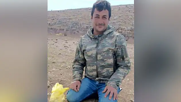 Çoban eşeğiyle sulama kanalına düştü