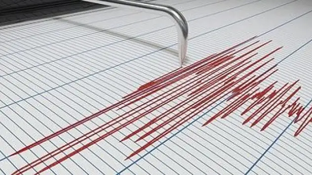 Japonya'da 6.2 büyüklüğünde deprem