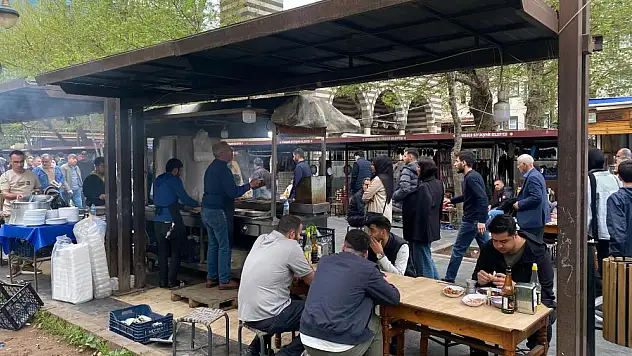 50 ton tescilli ciğer kebabı tüketildi