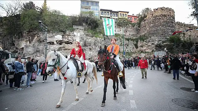 Bursa'da 'Fetih Yürüyüşü' yapıldı