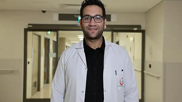 Pişmiş tavuk dönere çiğ tavuk takılması ölümcül olabiliyor