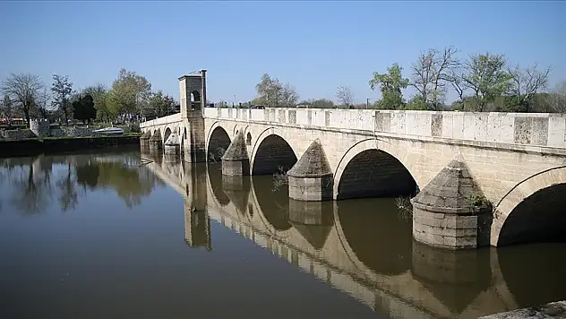 Bahar yağışları Meriç ve Tunca nehirlerini artırdı