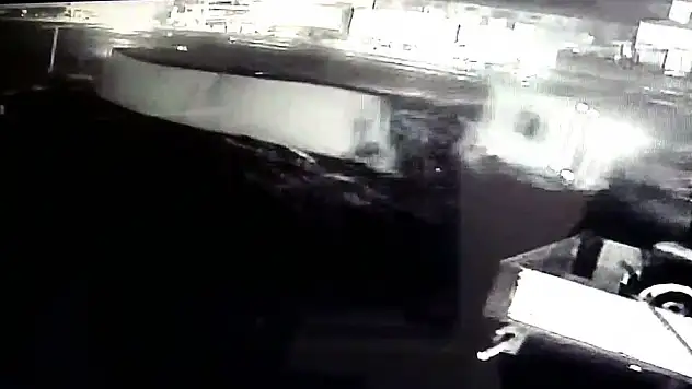 Yoğun kar yağışı kazaya neden oldu