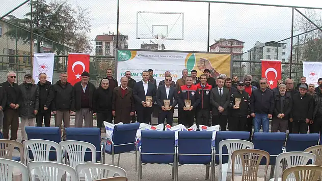 318 tonluk sertifikalı nohut tohumu desteği