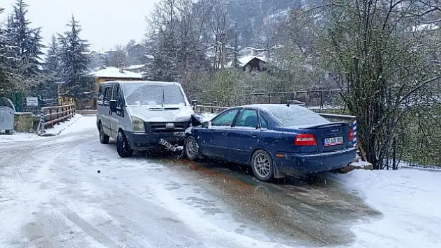 Bolu'da buzlanma nedeniyle kaza