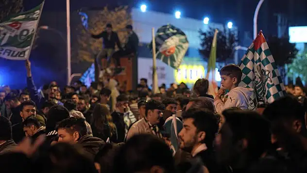 Bursaspor taraftarıyla buluştu