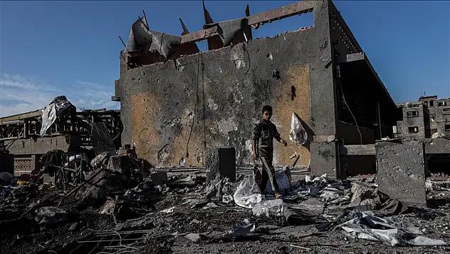 İsrail Gazze'de 400'den fazla okulu doğrudan hedef aldı