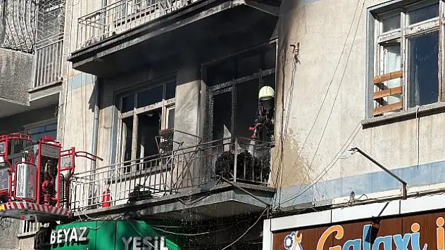 Yangında 2 çocuk hayatını kaybetti