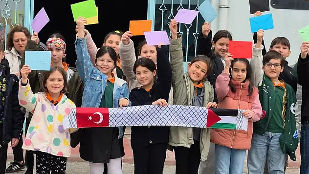 UNICEF'e 55 mektupluk 'barış' çağrısı