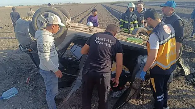 Hatay'da otomobil takla attı