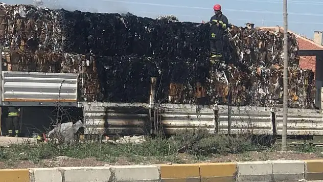 Tır dorsesinde yangın