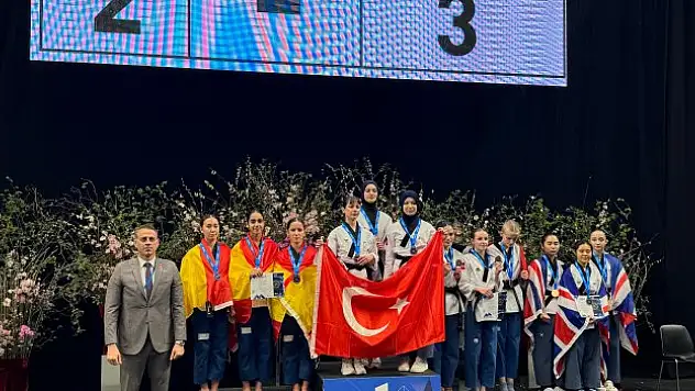 Samsunlu genç 3 madalya aldı