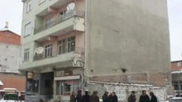 Soba 2 Kişiyi Zehirledi