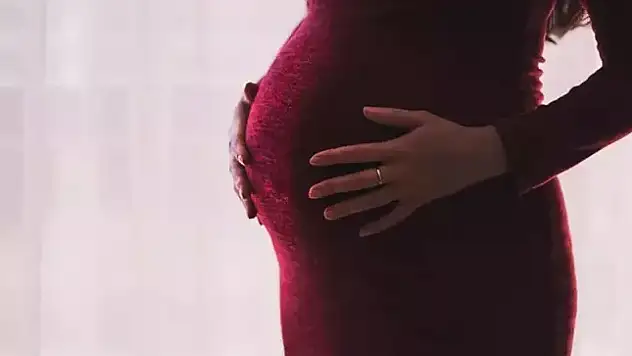 Özel hastanelerde planlı sezaryen doğum yasaklandı