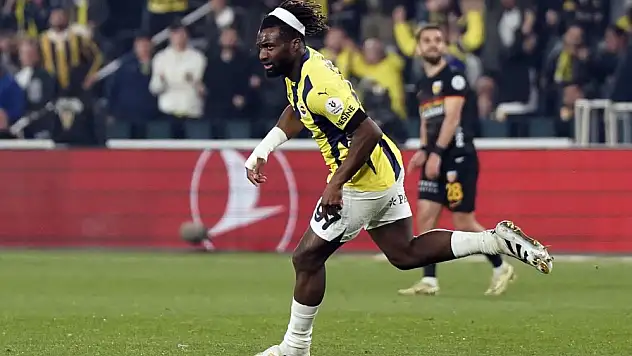 Allan Saint Maximin 4. golüne imza attı