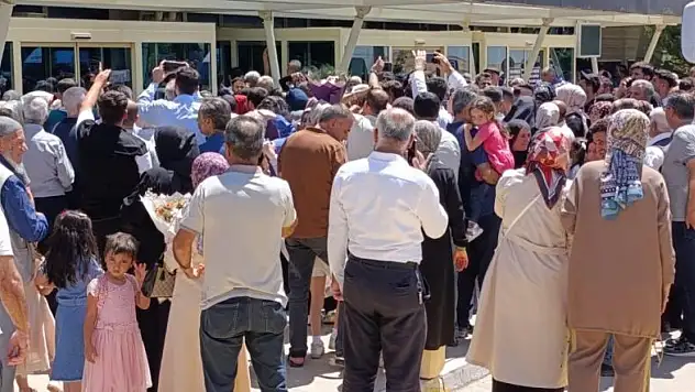 145 kişilik hacı kafilesi ibadetini tamamladı