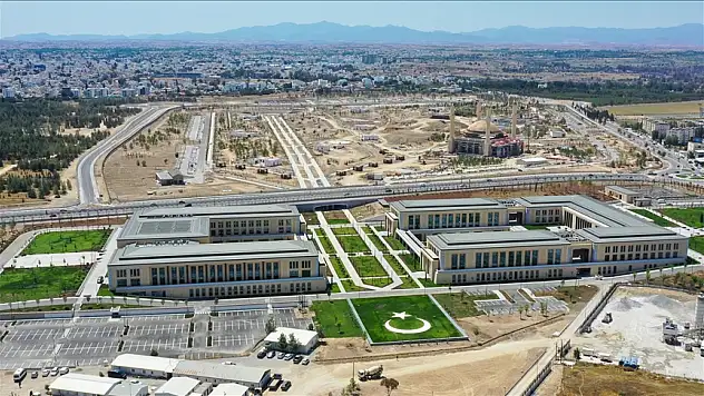 KKTC Cumhurbaşkanlığı Yerleşkesi açılış için gün sayıyor