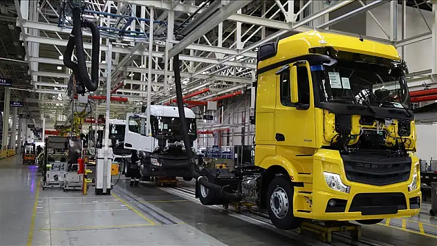 Türkiye'den 62 ülkeye hafif ticari araç ve kamyon satıldı