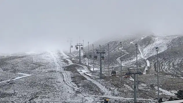 Erciyes beyaz örtüye kaplandı
