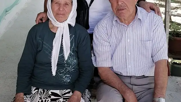 Karbonmoksit gazı yaşlı çifti birinden ayırdı