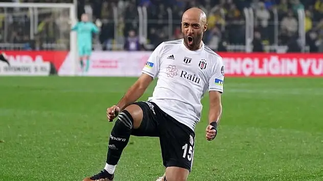 Fenerbahçe - Beşiktaş derbisinin golleri yabancılardan