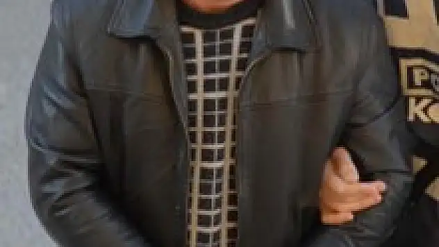 Sahte dolarla telefon almaya 5 yıl hapis