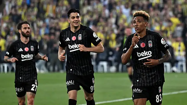 Gedson Fernandes, bir derbiyi daha boş geçmedi