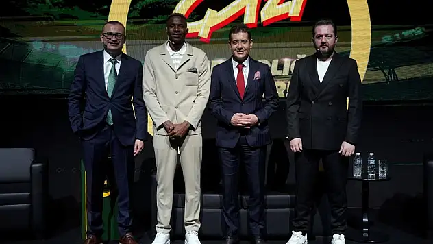 Ülker, Osimhen ve Çizimen'i aynı sahnede buluşturdu