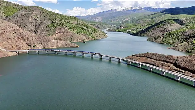 Vangölü Ekspresi'nin güzergahı hayran bıraktı