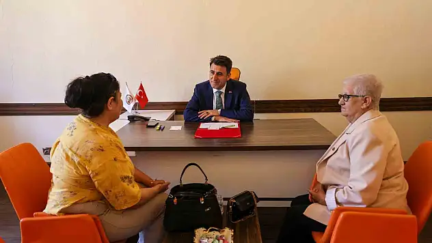 Açık Kapı' uygulaması kapsamında vatandaşlarla buluştu