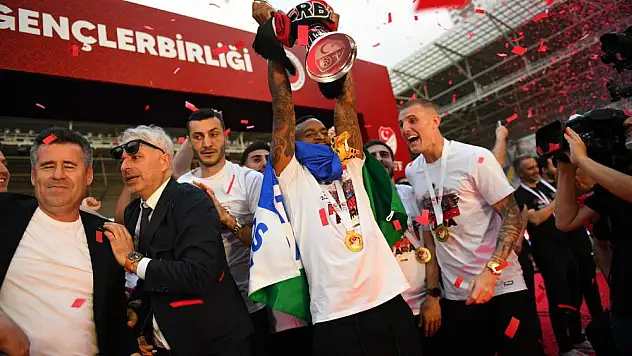 Gençlerbirliği, kupasını aldı