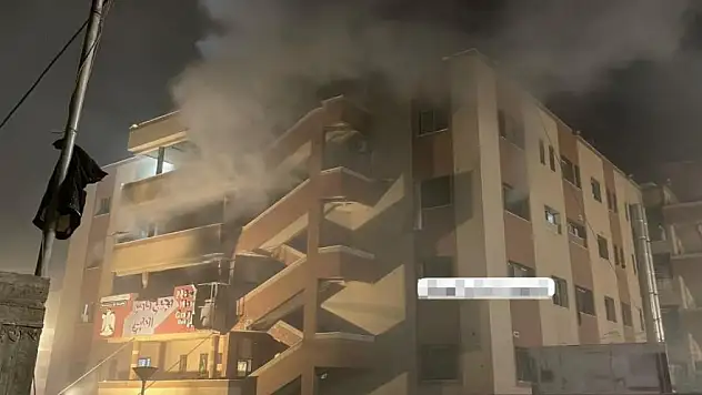 İsrail, Gazze Şeridi'ndeki Nasır Hastanesi'ne saldırdı