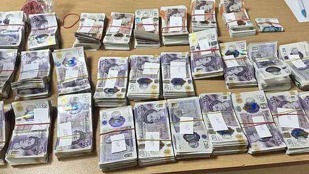 50 bin İngiliz sterlin komşuya kaldı