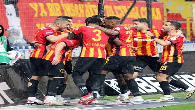 Kayserispor ligde kalmayı garantiledi