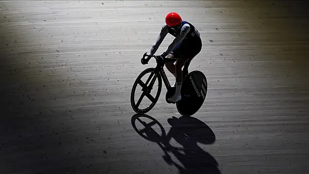 Bisiklette dünyanın kalbi