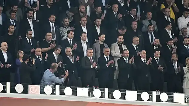 Galatasaray taraftarından İbrahim Hacıosmanoğlu'na tepki