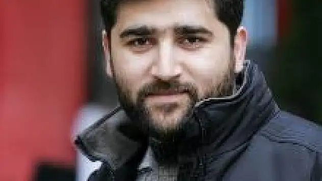 Gazeteci Adem Özköse'nin yakınları haber bekliyor