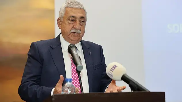 Başkan Palandöken:'Atamız bağımsızlık meşalesini Türk gençliğine emanet etti'